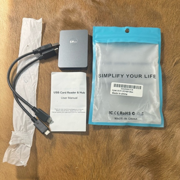 Memory Card Reader Hub USB 3.0 CFexpress 5 GB Type C. Phone / Laptop. New! - Picture 4 of 7